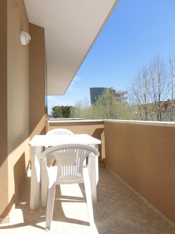 Ferienwohnung Salisburgo Lignano Sabbiadoro Exterior foto